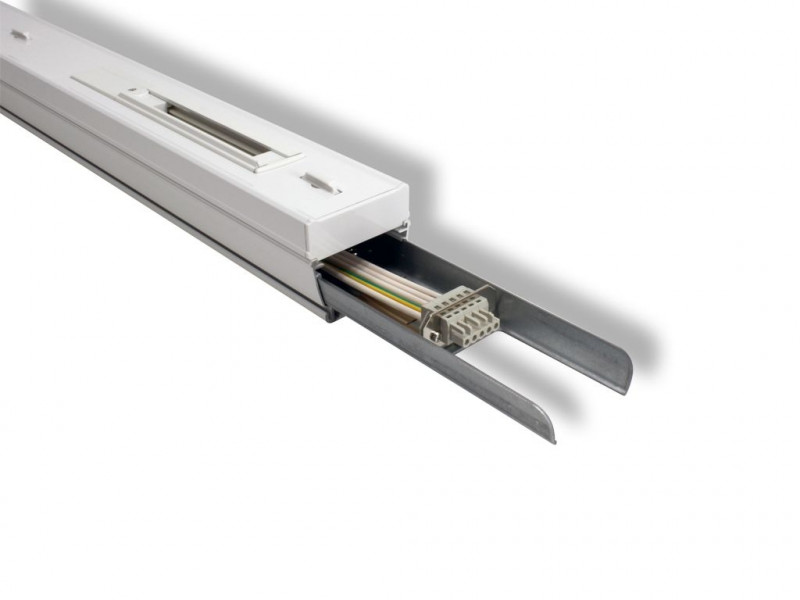 Xona Maxima Value 3 Phase Rail outlet 0,5U