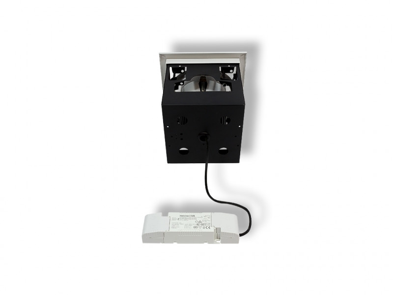 Dola Square 35-840-3700LM