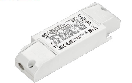 Kompakter LED Driver für Panel und Downlights Triac Dim