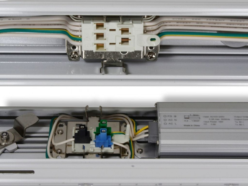 Litegear Xona Maxima 3 Phasenstromschiene 1U